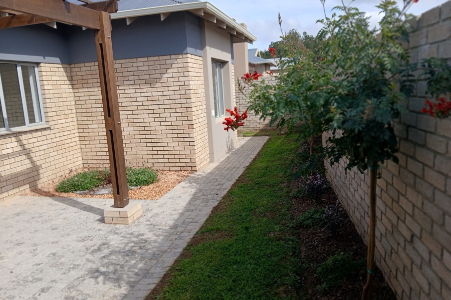 3 Bedroom Property for Sale in Mooikloof Country Estate Western Cape